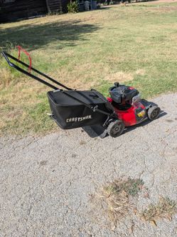 Craftsman M110 5.5 Briggs Stratton Push Mower with Grass Catcher