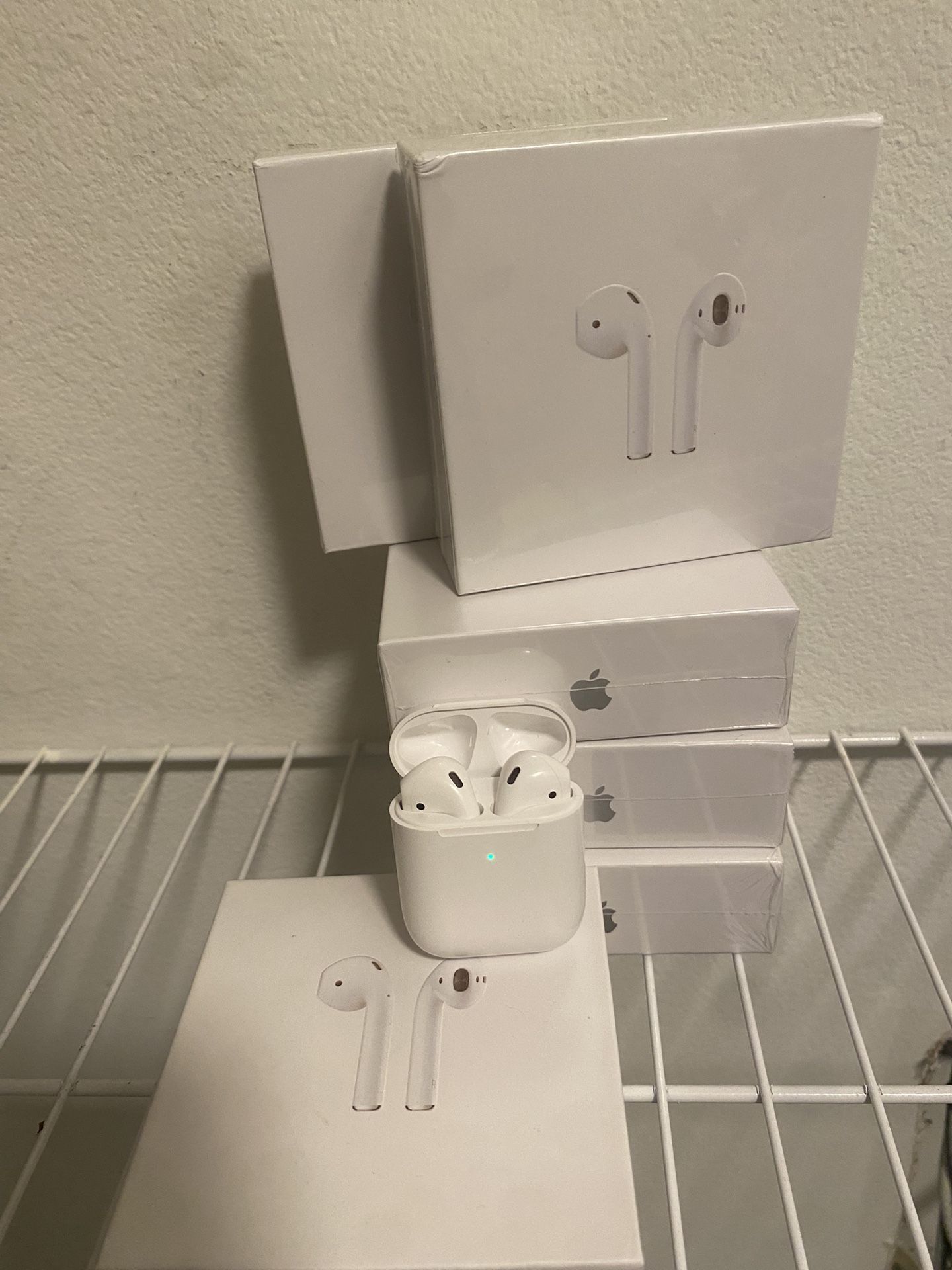 1:1 Headphones