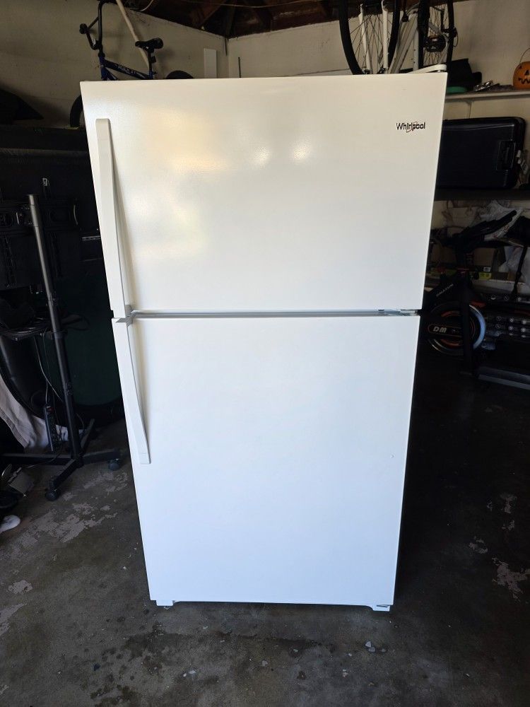 Whirlpool Refrigerator 33 X 66 X.30