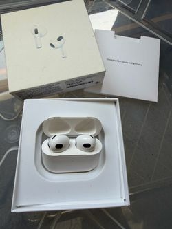 Apple AirPod 3rd generation