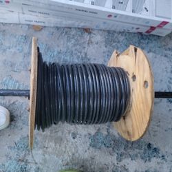 2 GUAGE BRAIDED COPPER WIRE 120'