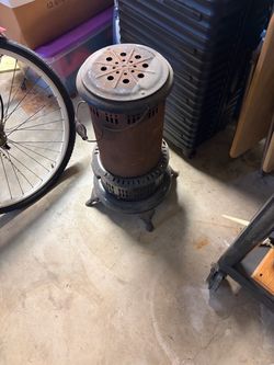Antique Cast Iron Kerosene Heaterron