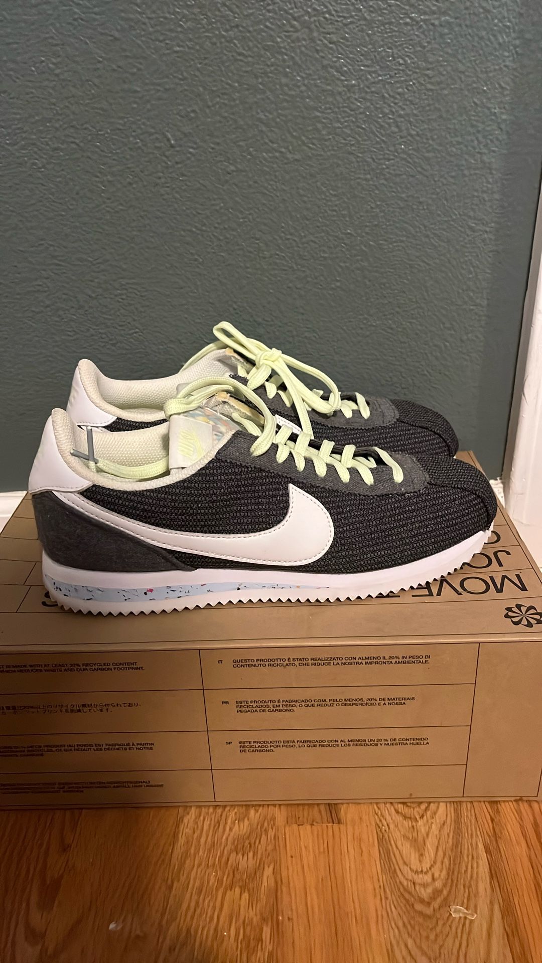 Nike Sneakers