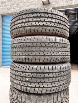 275/55R20 kumho