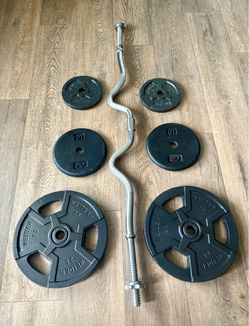 Standard Super Curl Bar with Weider Weight Plates 25s, 10s and 5s. (Total: 98 lbs)