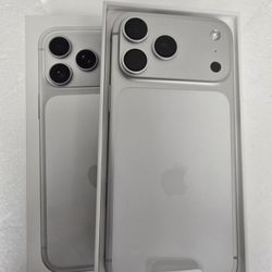 17 Pro Max Unlocked/P@yment Plan $55 /p@gos 