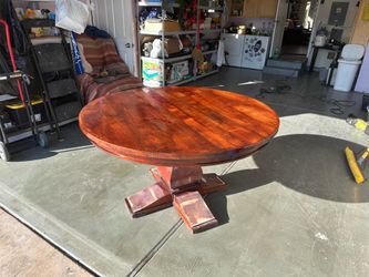 Round dining room table w 6 white upholstered chairs