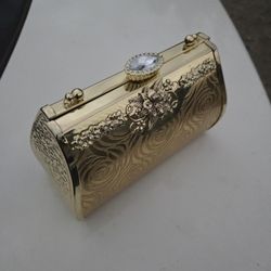 Gold Evening Clutch Purse – Rhinestone Clasp, Floral Design, Chain Strap
