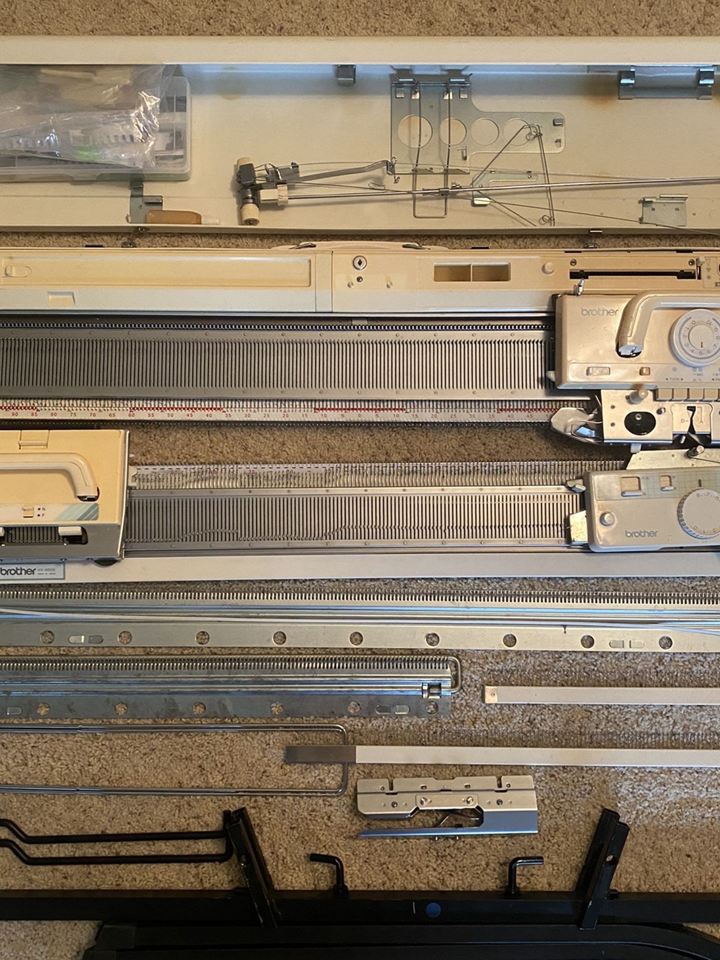 Brother KR-850E Double Bed Knitting Machine - Made In Japan