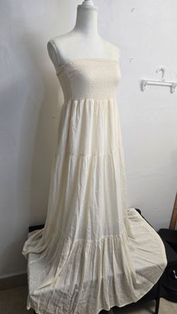 Passport Strapless Smocked Tiered Maxi Dress Ivory Size XL NWT