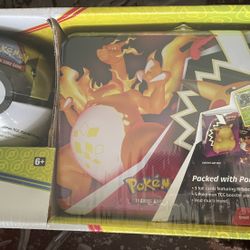 Pokémon Collector's Chest Tin & Ultra Ball 2-Pack