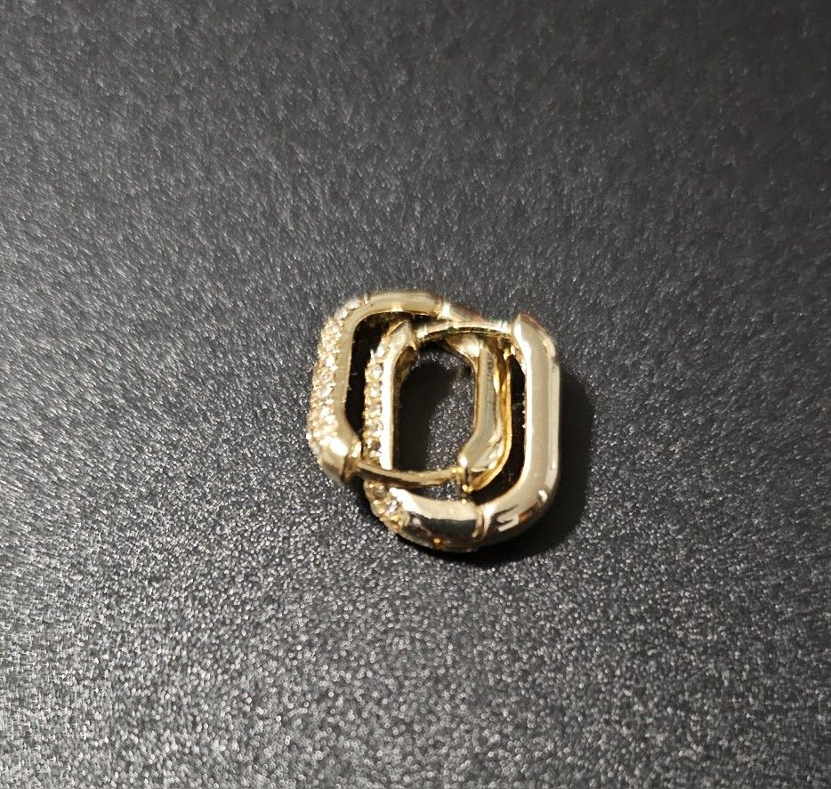 14k Gold Plated Cute Earring Square Shaped Woth Stones