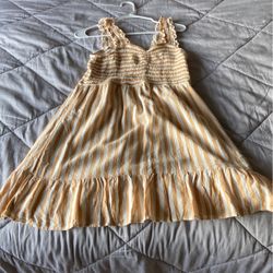 American Eagle Yellow And White Striped Dress / Size M / Never Worn