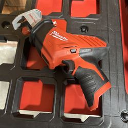 Milwaukee M12 Hackzall 