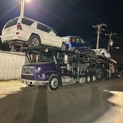 Se Llevan Carros A Guatemala