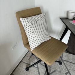 Article Desk Chair