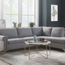 Light Grey Sectional With Metal Legs 