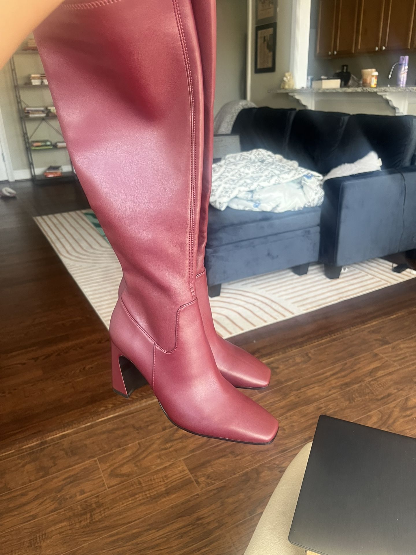 Steve Madden Boots Size 6