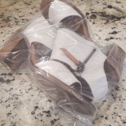 Toms Women's Shoes Toms Majorca Size 8.5 (NEW)
Ivory 
Saginaw pick up 76179