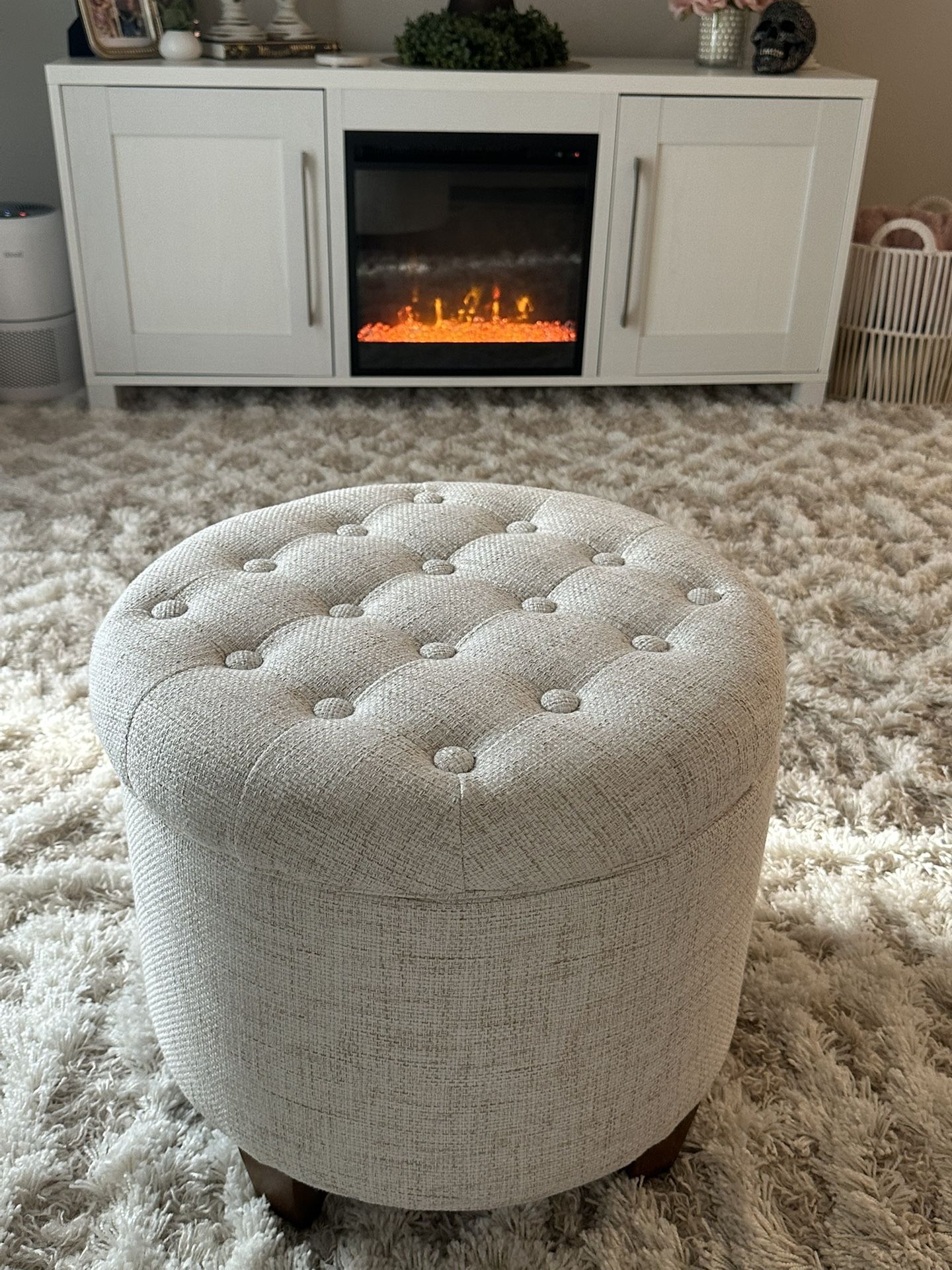 Moving Sale: Beige/Ivory Round Ottoman with Storage – Like New