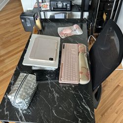 Desk Minimalist Marble Print top