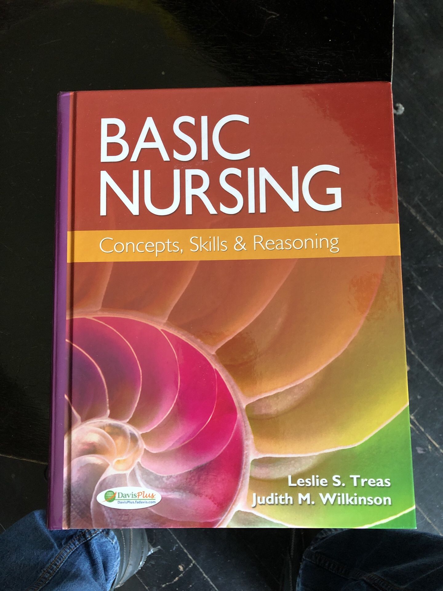 Basic nursing: concepts skills and reasoning (F.A. Davis)