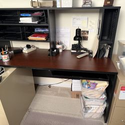 * FREE * Desk And Metal File Cabinets