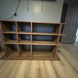 Wood Console Table / Mesa De Consola De Madera