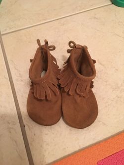 Baby gap boots 6-12m