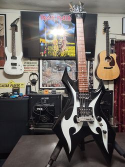 BC Rich Electric Guitar