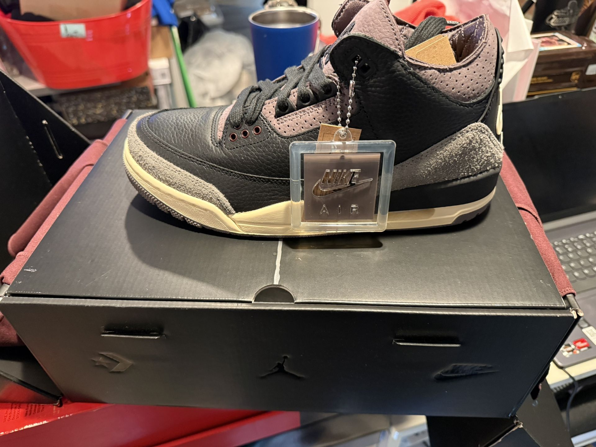 Air Jordan 3 Retro Womens Shoes