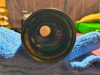 Quantaray f1:5.6 100-200mm Nikon F Mount w/ Bunny Ears Telephoto Lens