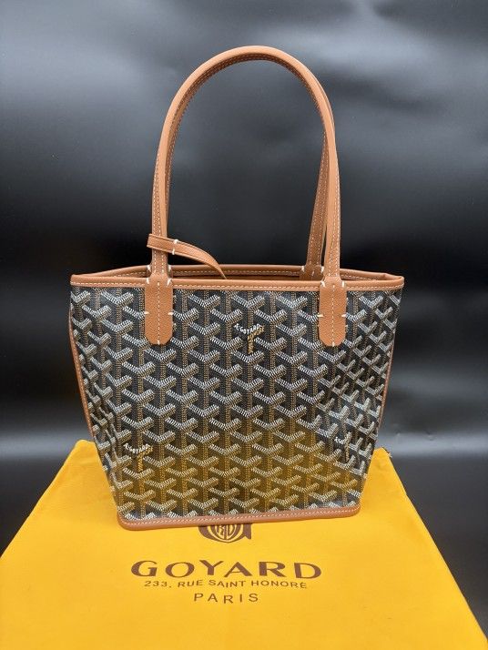 Goyard Reversible Mini Anjou in Brown
