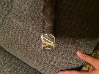Louis Vuitton belt
