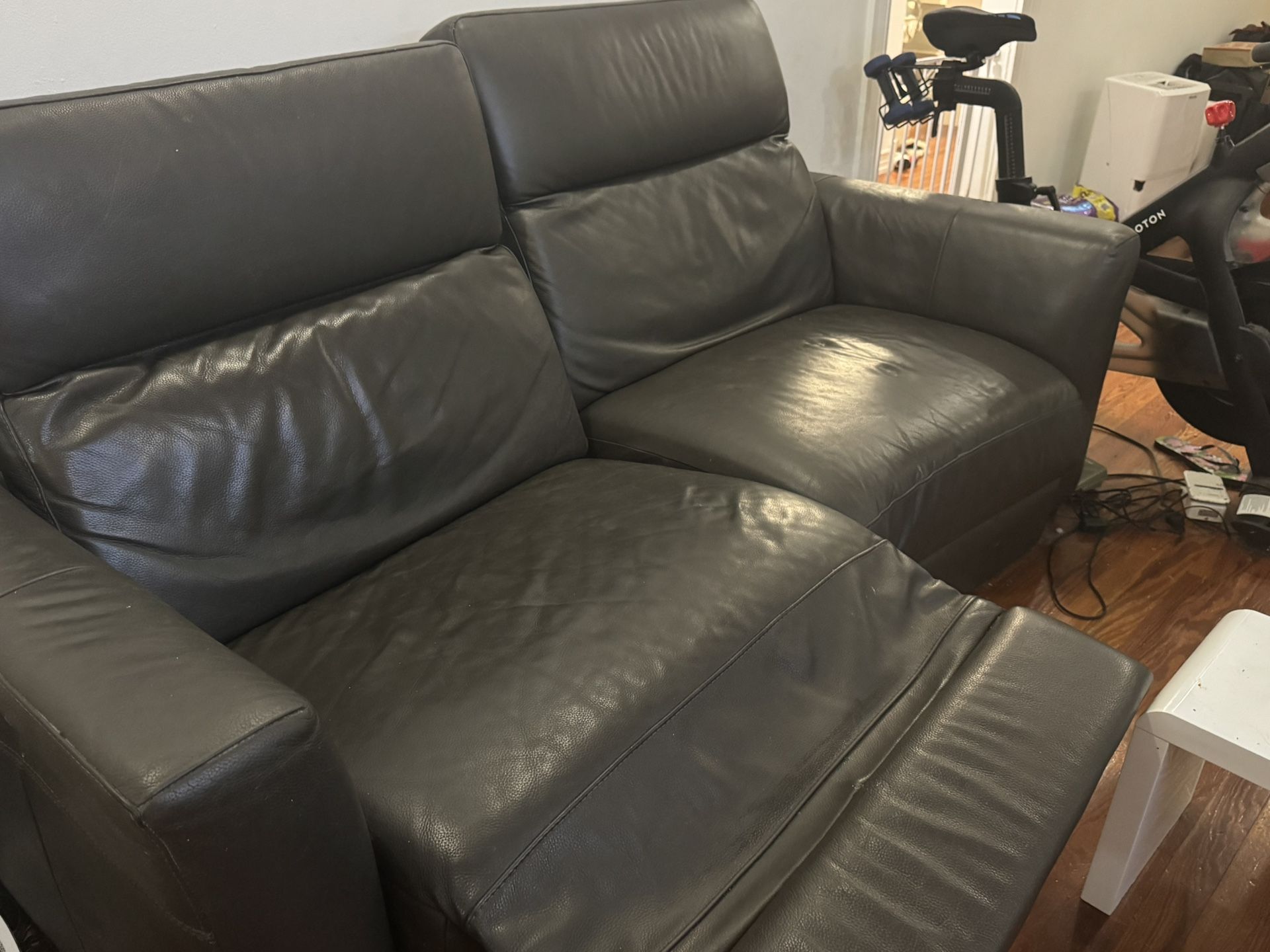 Leather Sofa 