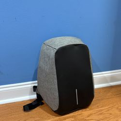 Volkano anti-theft smart laptop backpack w/ charging port