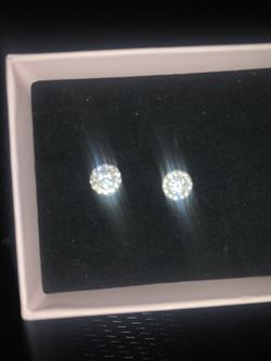 Vs1 Men Earrings