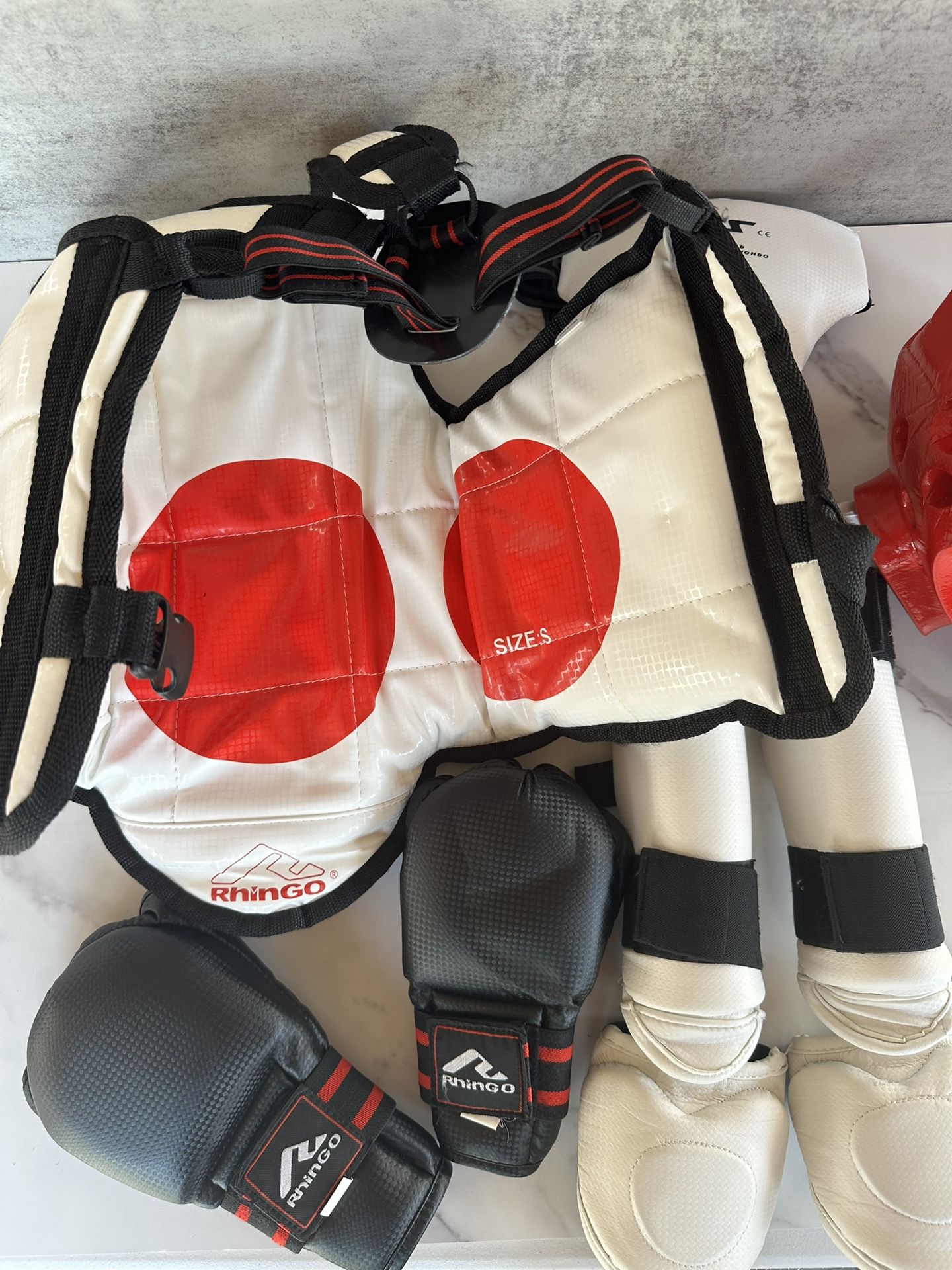 Rhingo Sparring Gears Taekwondo, MMA, Martial Arts, Set - size XS-S