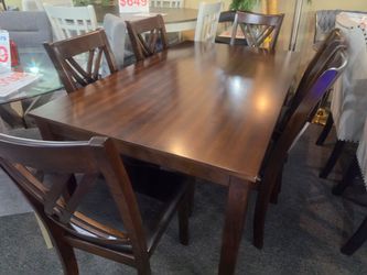 Comedor color cafe, totalmente nuevo, de 60" x 36" x 30" de alto + 6 sillas