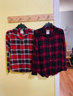 Women's American Eagle Flannel Shirt