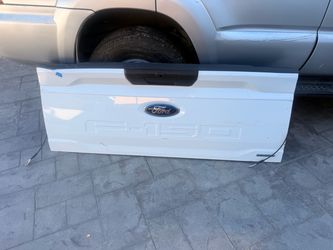2021-2025 Ford F-150 Rear Tailgate Assembly White OEM