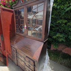 Vintage Secretary With Hutch 