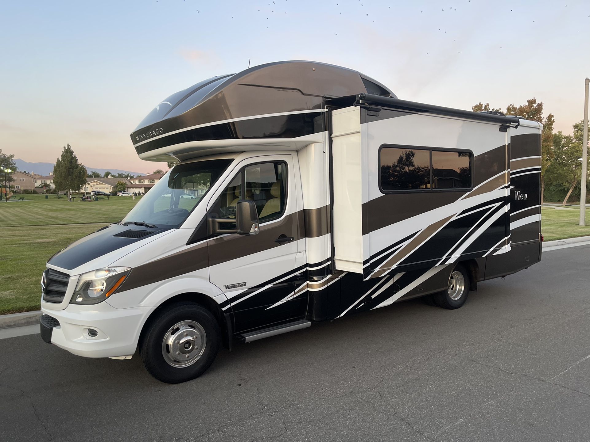2017 Winnebago View Class C diesel Sprinter Motorhome
