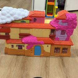Disney Encanto Doll House 