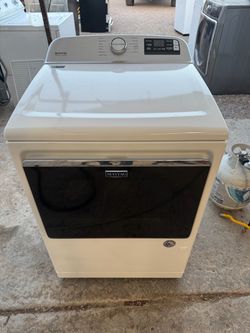 MAYTAG DRYER