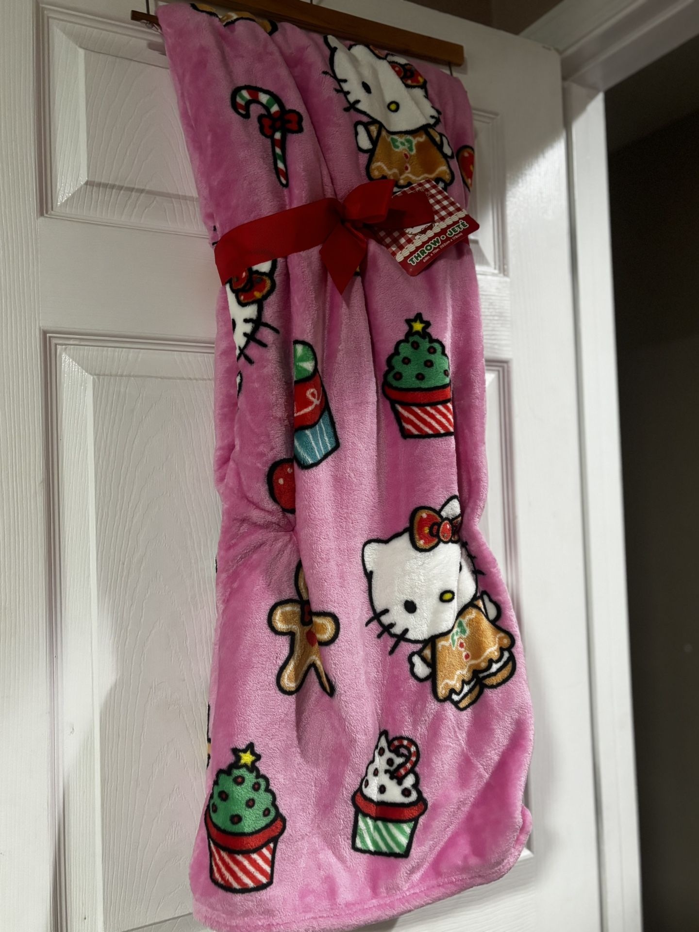 Hello Kitty Blanket