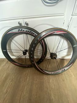 Bontrager Aeolus 6.5 carbon tubular wheel set