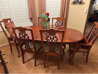 Elegant Dining Room Set (3 pieces)