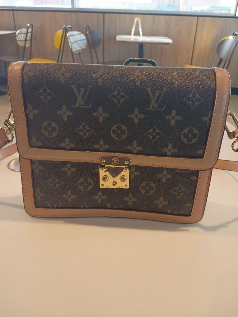 Las 2 Por $70 o Una Por $40