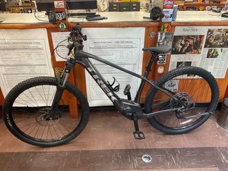 Trek Marlin+ 6 Electric Mountain Bicycle 18" Large Frame